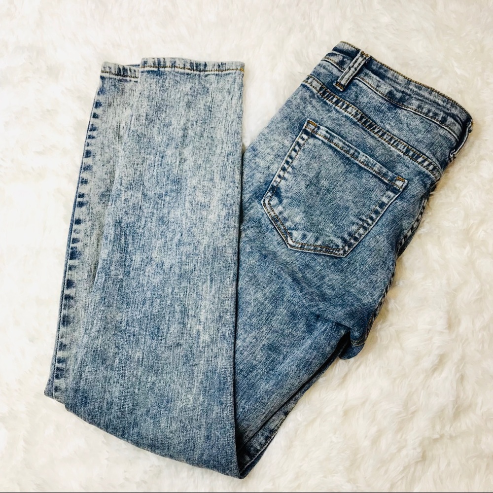 Forever 21 acid wash skinny jeans